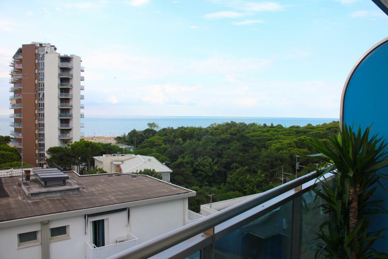 Hotel Cristallo Lignano Sabbiadoro Extérieur photo