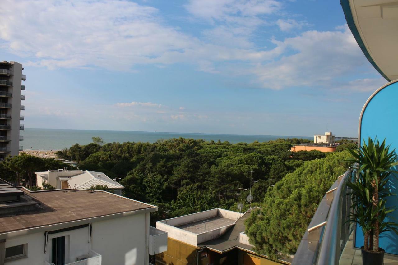 Hotel Cristallo Lignano Sabbiadoro Extérieur photo